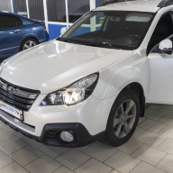 Улучшение света фар Subaru Outback. Замена ксеноновых линз Субару Аутбек